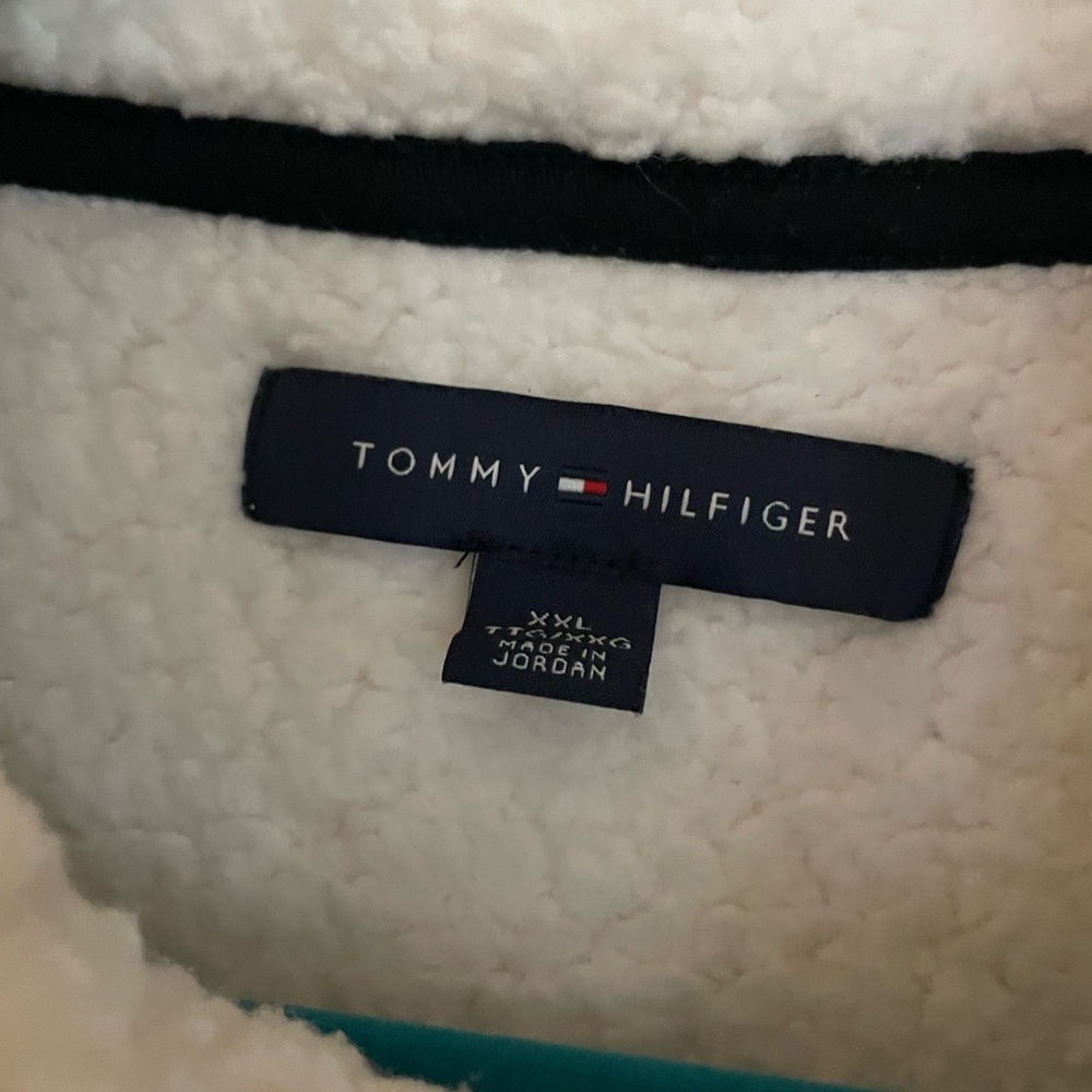 Women's 1/4-Zip Sherpa Logo Pullover - Picture 2 of 4